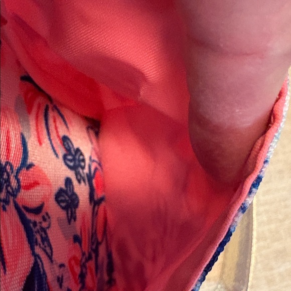 Lilly Pulitzer Pink and Gold Floral Tote - Picture 9 of 12